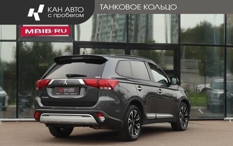 Mitsubishi Outlander III рестайлинг 3, 2021 год, 3 260 000 рублей, 3 фотография