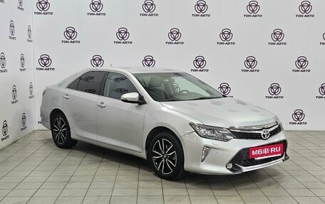Toyota Camry, 2017 год, 1 633 000 рублей, 3 фотография