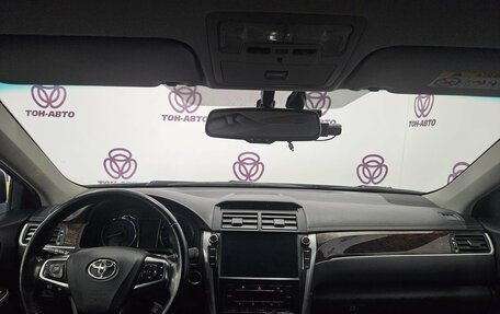 Toyota Camry, 2017 год, 1 633 000 рублей, 17 фотография