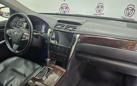 Toyota Camry, 2017 год, 1 633 000 рублей, 18 фотография