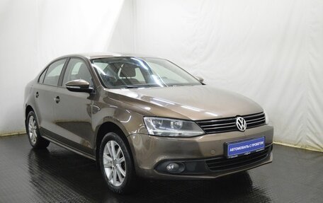 Volkswagen Jetta VI, 2012 год, 1 031 000 рублей, 3 фотография