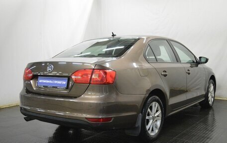 Volkswagen Jetta VI, 2012 год, 1 031 000 рублей, 5 фотография