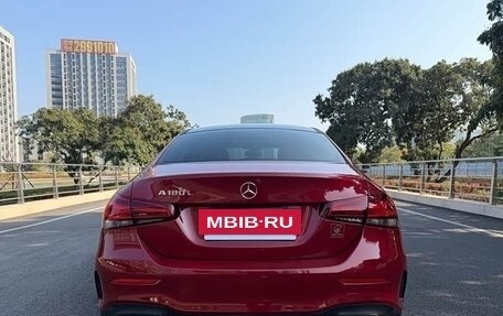 Mercedes-Benz A-Класс, 2021 год, 1 800 000 рублей, 7 фотография