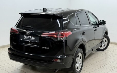 Toyota RAV4, 2018 год, 2 600 000 рублей, 9 фотография