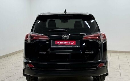 Toyota RAV4, 2018 год, 2 600 000 рублей, 5 фотография