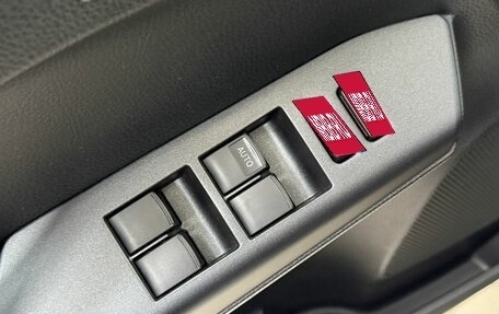 Toyota RAV4, 2018 год, 2 600 000 рублей, 16 фотография