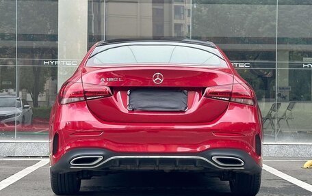 Mercedes-Benz A-Класс, 2022 год, 1 680 000 рублей, 5 фотография