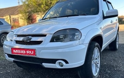 Chevrolet Niva I рестайлинг, 2018 год, 900 000 рублей, 1 фотография