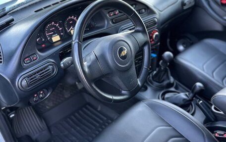Chevrolet Niva I рестайлинг, 2018 год, 900 000 рублей, 6 фотография
