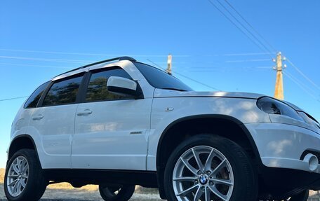 Chevrolet Niva I рестайлинг, 2018 год, 900 000 рублей, 18 фотография