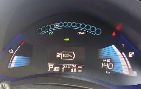 Nissan Leaf I, 2017 год, 790 000 рублей, 10 фотография