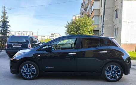 Nissan Leaf I, 2017 год, 790 000 рублей, 4 фотография