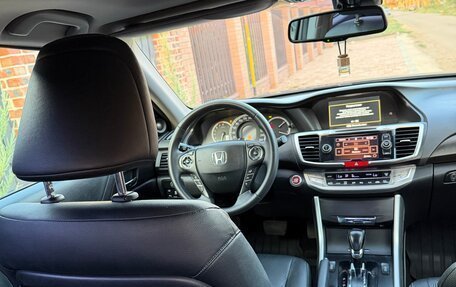 Honda Accord IX рестайлинг, 2013 год, 1 650 000 рублей, 6 фотография