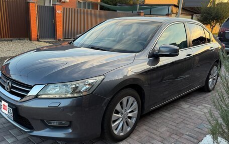 Honda Accord IX рестайлинг, 2013 год, 1 650 000 рублей, 2 фотография