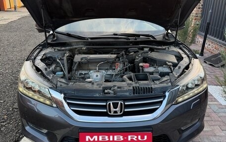 Honda Accord IX рестайлинг, 2013 год, 1 650 000 рублей, 10 фотография