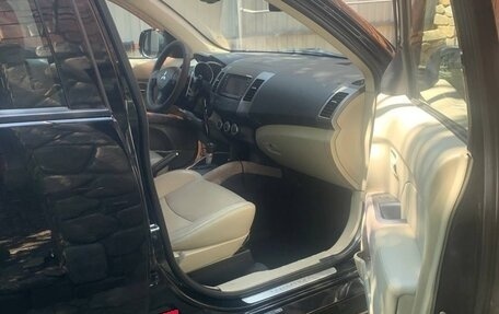 Mitsubishi Outlander III рестайлинг 3, 2007 год, 1 375 000 рублей, 18 фотография