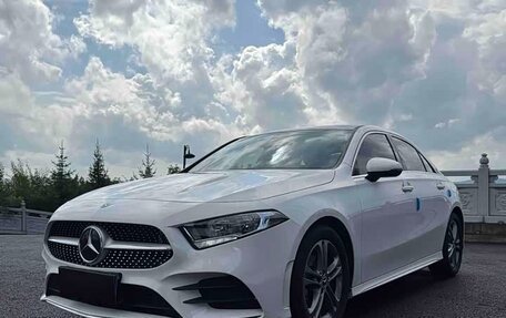 Mercedes-Benz A-Класс, 2022 год, 1 588 000 рублей, 3 фотография