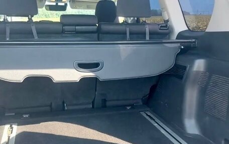 Toyota Land Cruiser Prado 150 рестайлинг 2, 2019 год, 5 200 000 рублей, 8 фотография