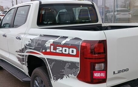Mitsubishi L200, 2024 год, 5 650 000 рублей, 5 фотография