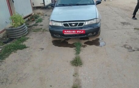 Daewoo Nexia I рестайлинг, 2001 год, 99 000 рублей, 6 фотография