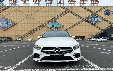 Mercedes-Benz A-Класс, 2022 год, 1 960 000 рублей, 2 фотография