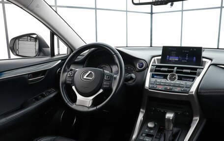 Lexus NX I, 2015 год, 2 999 000 рублей, 7 фотография