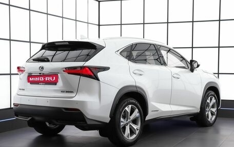 Lexus NX I, 2015 год, 2 999 000 рублей, 4 фотография