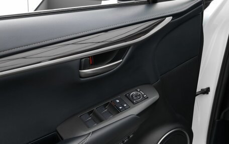 Lexus NX I, 2015 год, 2 999 000 рублей, 18 фотография