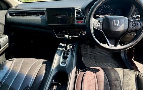 Honda Vezel, 2014 год, 1 550 000 рублей, 9 фотография