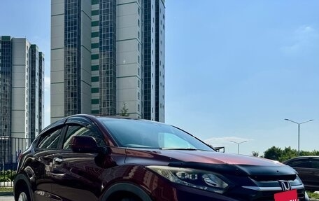 Honda Vezel, 2014 год, 1 550 000 рублей, 2 фотография