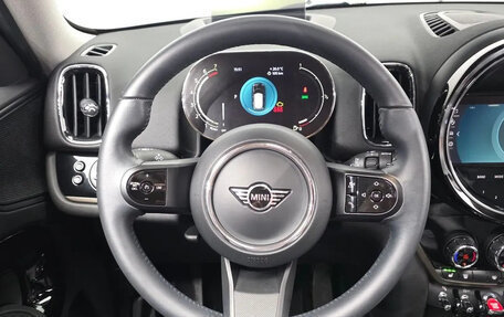 MINI Countryman II (F60), 2022 год, 2 300 000 рублей, 19 фотография