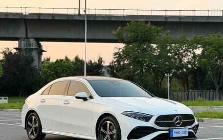 Mercedes-Benz A-Класс, 2022 год, 1 680 000 рублей, 3 фотография