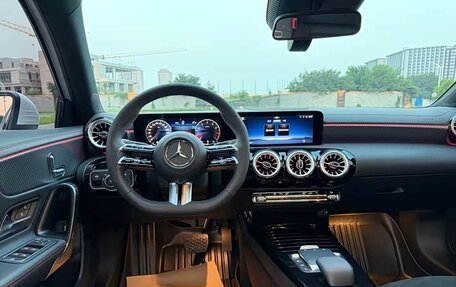 Mercedes-Benz A-Класс, 2022 год, 1 680 000 рублей, 12 фотография