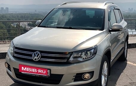 Volkswagen Tiguan I, 2012 год, 1 600 000 рублей, 2 фотография