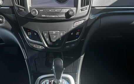 Opel Insignia II рестайлинг, 2016 год, 1 290 000 рублей, 11 фотография