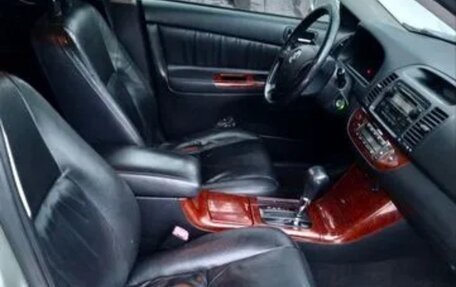 Toyota Camry V40, 2005 год, 530 000 рублей, 2 фотография