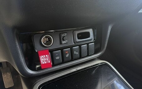 Mitsubishi Outlander III рестайлинг 3, 2020 год, 2 599 000 рублей, 16 фотография