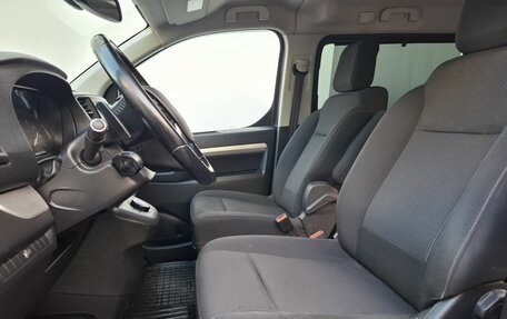 Opel Zafira Life I, 2021 год, 2 865 000 рублей, 10 фотография