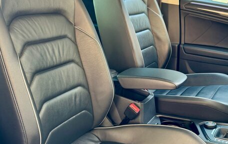Volkswagen Tiguan II, 2021 год, 3 550 000 рублей, 13 фотография