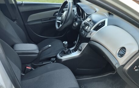 Chevrolet Cruze II, 2014 год, 630 000 рублей, 7 фотография