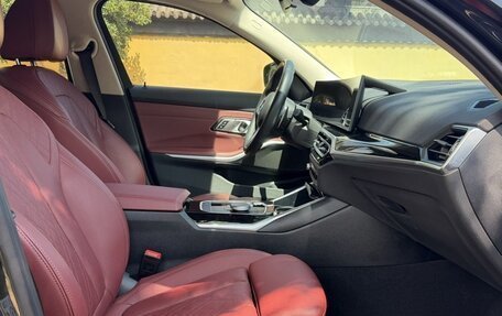 BMW 3 серия, 2023 год, 2 850 000 рублей, 11 фотография