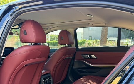 BMW 3 серия, 2023 год, 2 850 000 рублей, 12 фотография