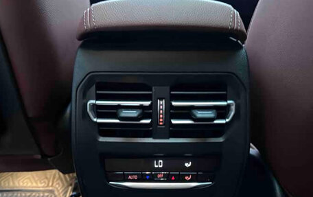 BMW 3 серия, 2022 год, 3 110 000 рублей, 16 фотография