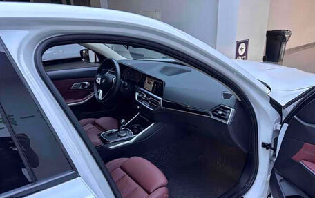 BMW 3 серия, 2022 год, 3 110 000 рублей, 14 фотография