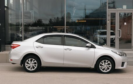 Toyota Corolla, 2013 год, 1 000 000 рублей, 4 фотография