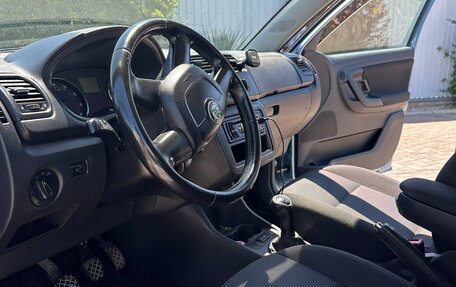 Skoda Fabia II, 2010 год, 700 000 рублей, 7 фотография