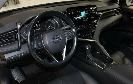 Toyota Camry, 2021 год, 2 687 000 рублей, 9 фотография