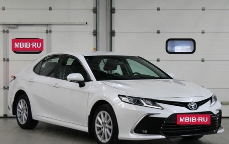 Toyota Camry, 2021 год, 2 687 000 рублей, 3 фотография