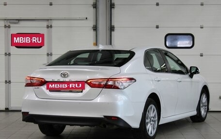 Toyota Camry, 2021 год, 2 687 000 рублей, 5 фотография