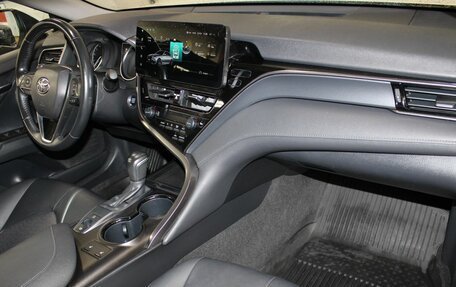 Toyota Camry, 2021 год, 2 687 000 рублей, 16 фотография